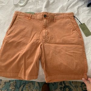 NWT Men’s 34 Linen blend Shorts in Burnt orange